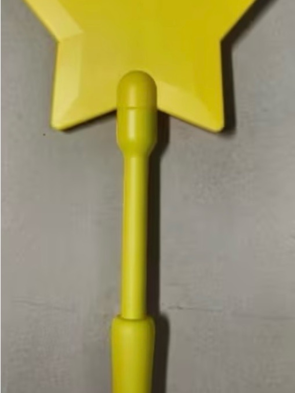 Red Star Wand Debit or credit card holder - Picture 3 of 4